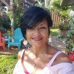 Meet your Posher, Jeannette